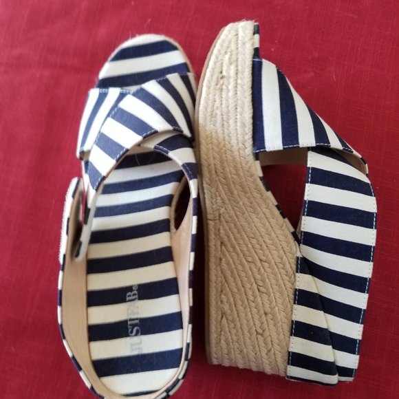 Shoes - Picture 2 of 2